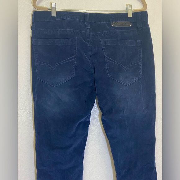 G by Guess - Skinny Velvety Corduroy Pants in Navy - Men's size 36 x 31 - Picture 14 of 14